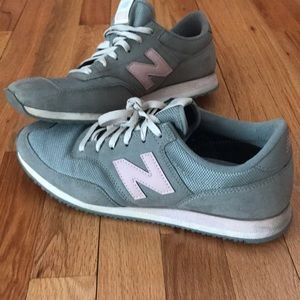 New Balance 620 Sneakers